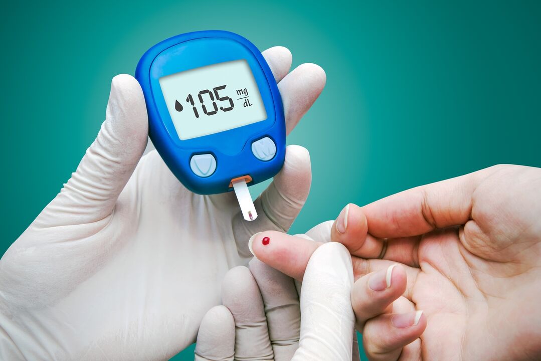 Controllo dei livelli di glucosio nel sangue nel diabete